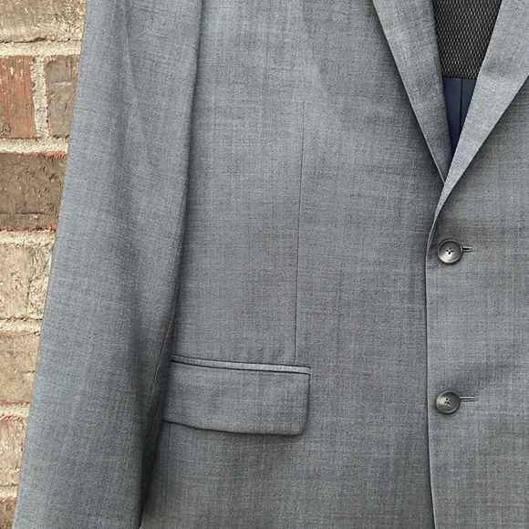 🔥 Take 50% OFF- Jos. A. Bank Men's Gray Suit Blazer